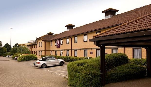 Premier Inn Basingstoke West Екстериор снимка