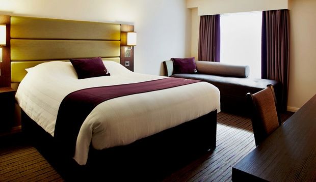 Premier Inn Basingstoke West Екстериор снимка